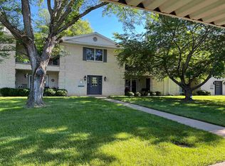 6614 Newburgh Rd, Evansville, IN 47715