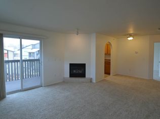 1504 Charter Cir UNIT F, Anchorage, AK 99508