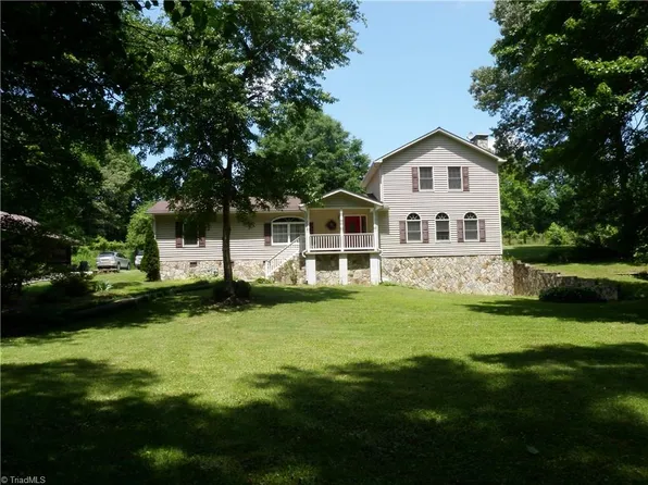 471 Lanier Dr, Lexington, NC 27295