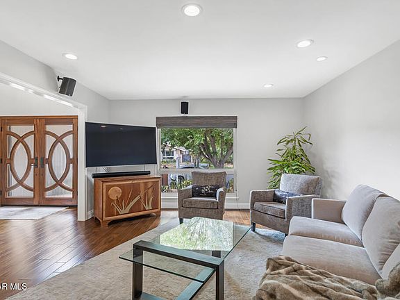 4th image of 2630 N Velarde Dr