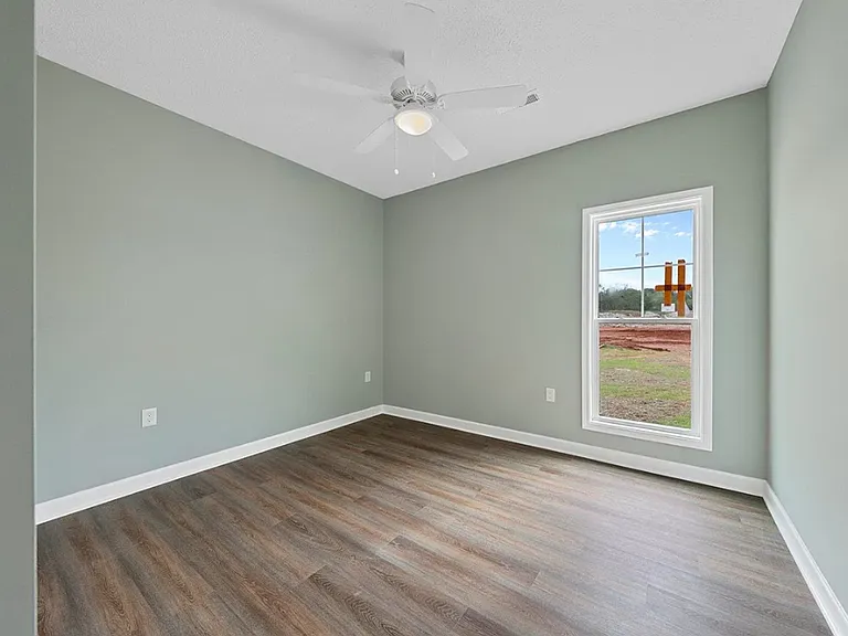 2583 Cedrus Ave — Photo 17