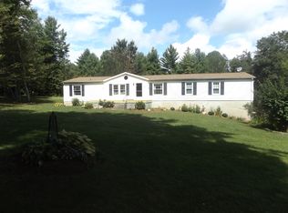 5385 Groundhog Mountain Rd, Hillsville, VA 24343