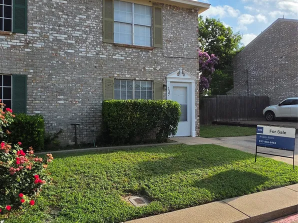 137 Graystone Pl, Duncanville, TX 75137