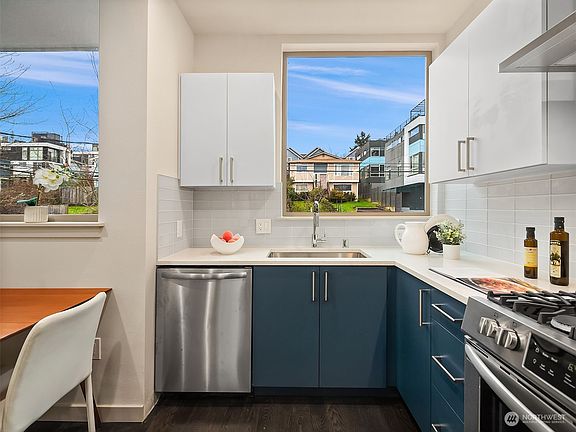 219 22nd Avenue UNIT C, Seattle, WA 98122 | MLS #2198492 | Zillow