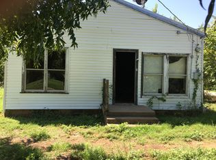 115 W 4th St, Breckenridge, TX 76424