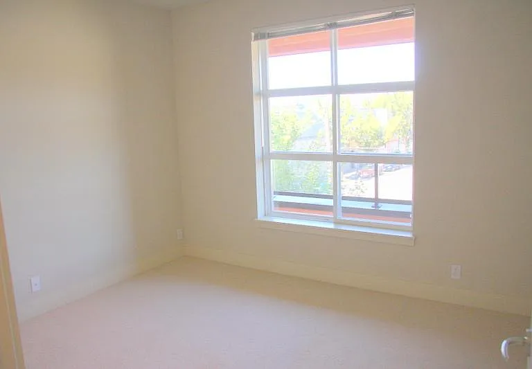 401 NE 71st St #304 — Photo 25