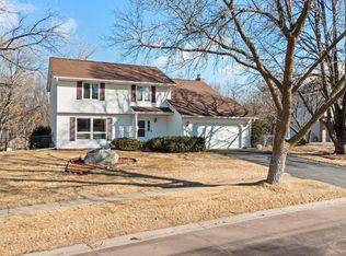 8435 135th St W, Apple Valley, MN 55124