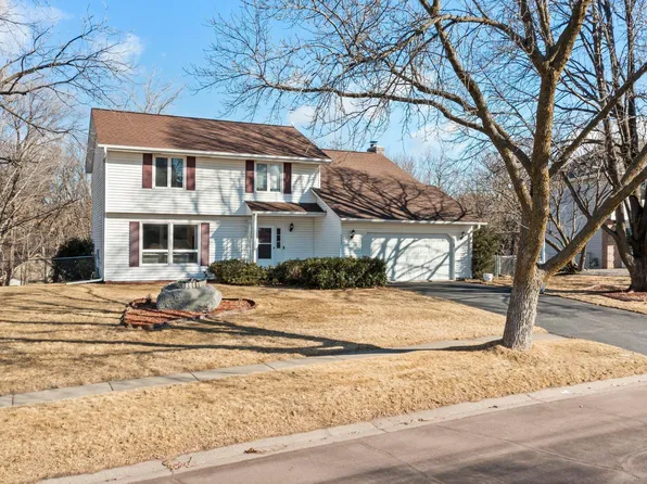 8435 135th St W, Apple Valley, MN 55124