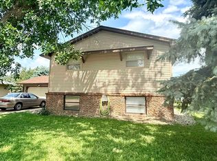1210 Maberly St, Holdrege, NE 68949