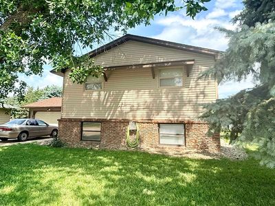 1210 Maberly St, Holdrege, NE, 68949