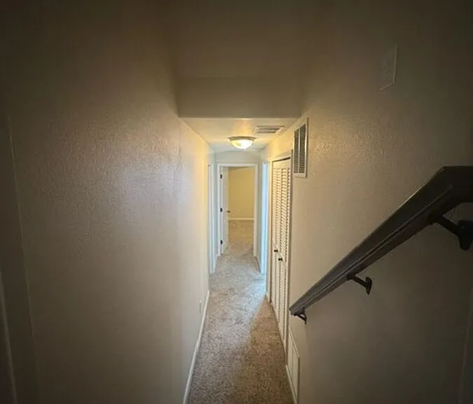 803 Foxwood Dr — Photo 17