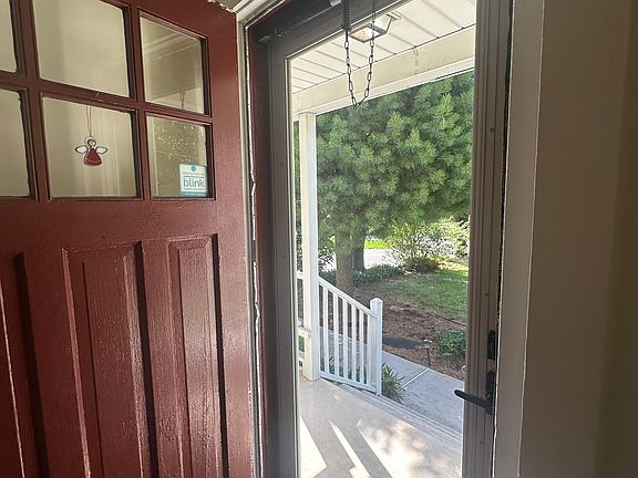 2nd image of 17 Amory Ave Unit B