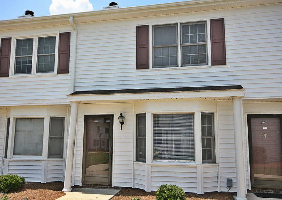 1st image of 3262 E2 Landmark St