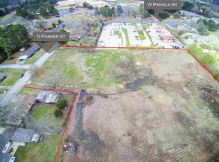 400 N Parker Ln, Carthage, TX 75633