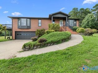 2006 McClain Ave, Gadsden, AL 35901