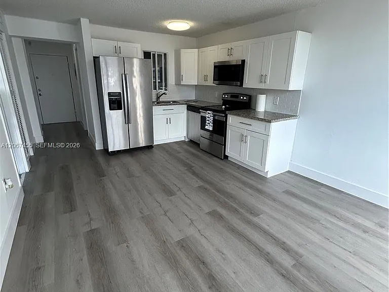 1250 NE 125th St #410C — Photo 20