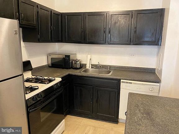 2nd image of 401 N Armistead St APT T5