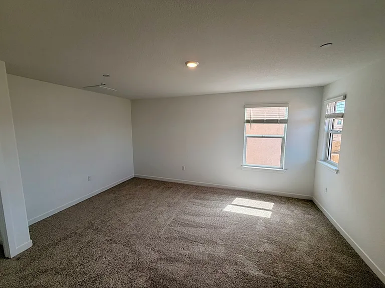 12620 Hereford Ave — Photo 16
