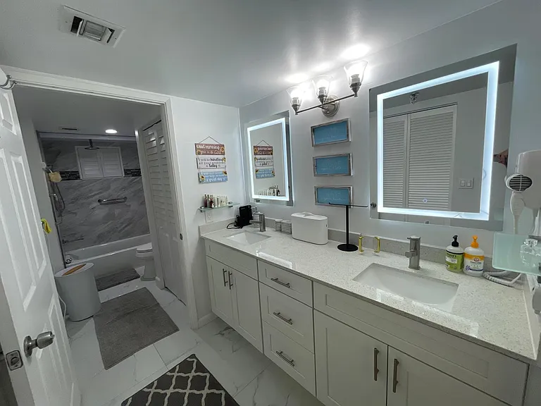 9156 Collins Ave #210 — Photo 9