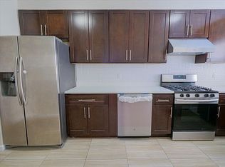 17502 Jewel Ave, Fresh Meadows, NY 11365