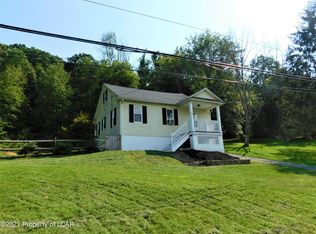 681 Carverton Rd, Wyoming, PA 18644