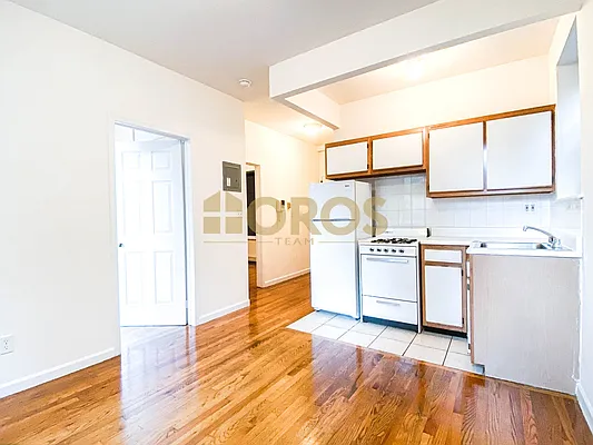 Rented by City Connections Realty | media 14