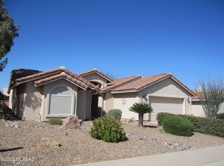 1050 W Rio Guaymas, Green Valley, AZ 85614