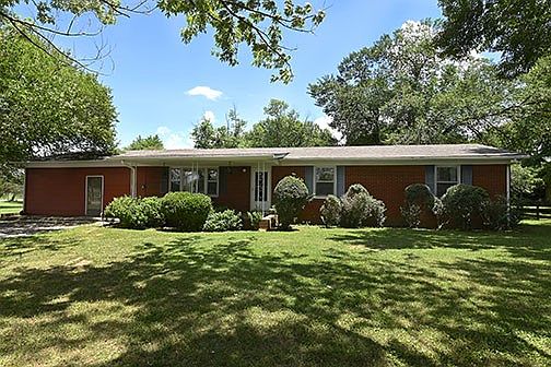 1st image of 131 Kingwood Ln