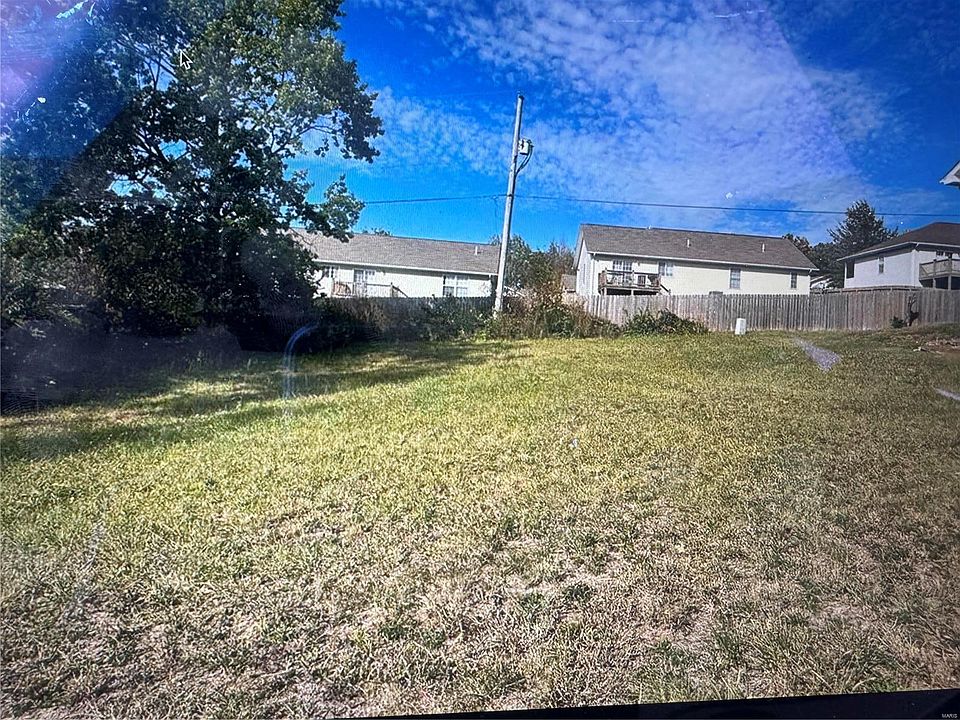 1st image of 0 Fairburn Dr