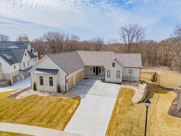 1444 Serenity Court, Sun Prairie, WI 53590