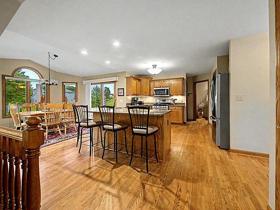 3rd image of 13320 W Crestwood COURT