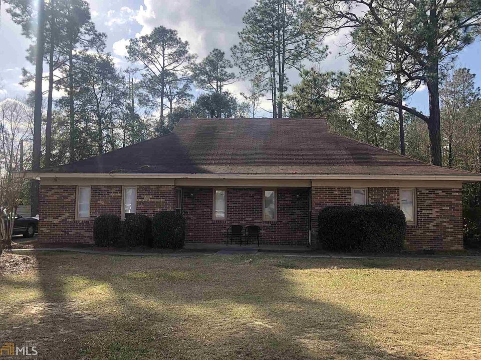 1st image of 104 Coach Lee Hill Blvd