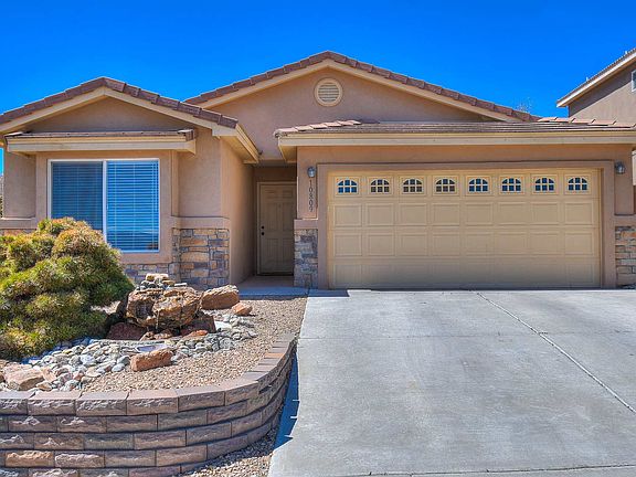 2nd image of 10809 Retanas Pl NW