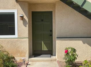 2052 Garden Ln #B, Costa Mesa, CA 92627