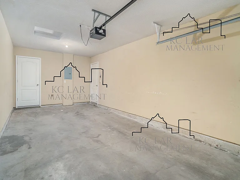 10531 E 45th Pl — Photo 10