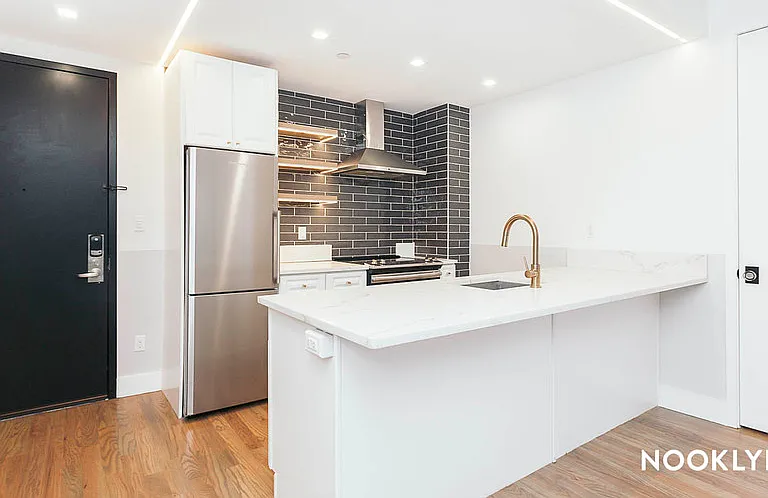115 Stanwix St #414 — Photo 3