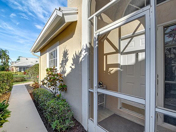 4th image of 6088 Greenspointe Drive