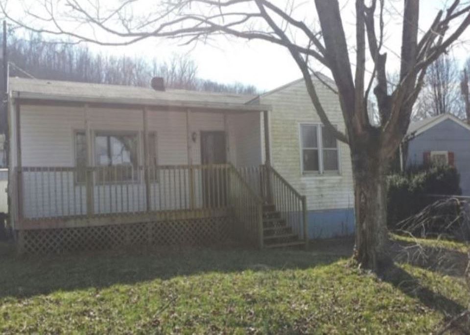 1st image of 1718 Ash St