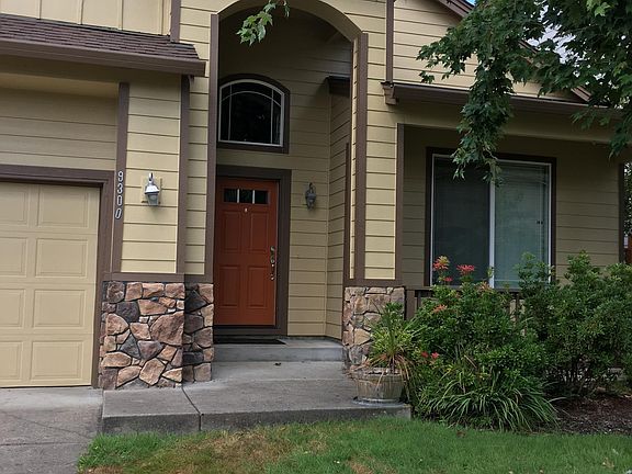 2nd image of 9300 NE 43rd Ave