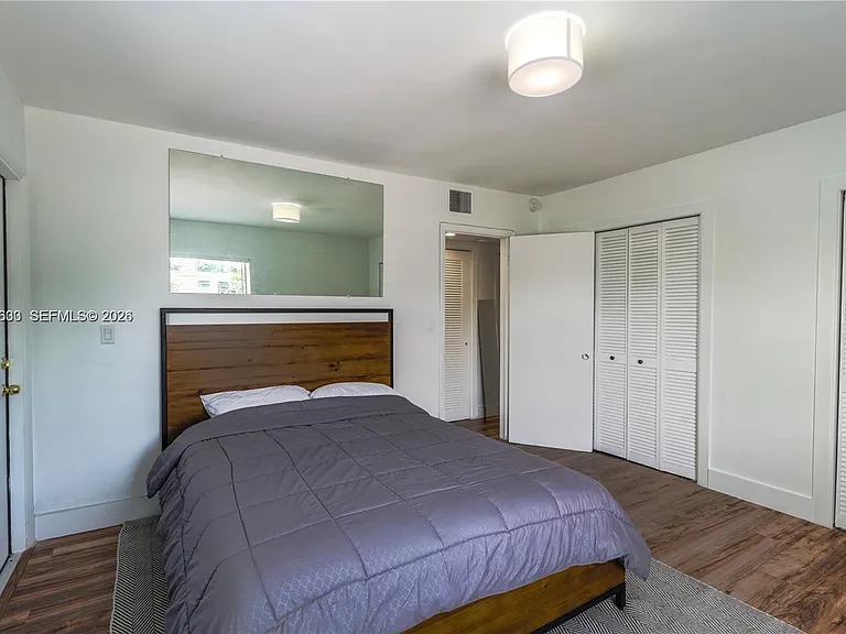 1234 Euclid Ave #7 — Photo 6