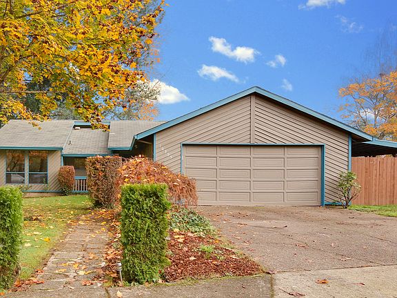 4th image of 10395 SW Grant Ct
