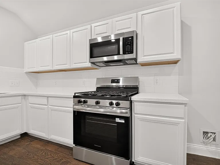 20707 Pine Rain Ct — Photo 22