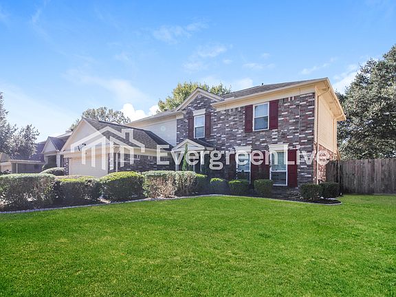 4th image of 918 Long Prairie Dr