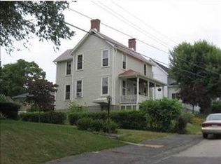 11 Leet St, Washington, PA 15301