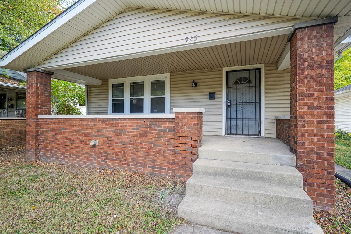 next background image