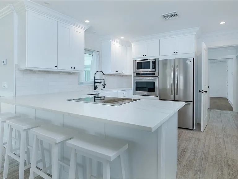5609 De Soto Ct — Photo 29