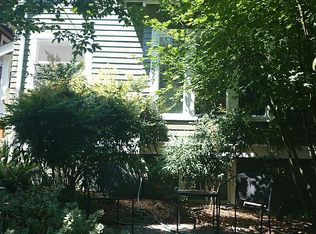 2577 11th Ave W, Seattle, WA 98119