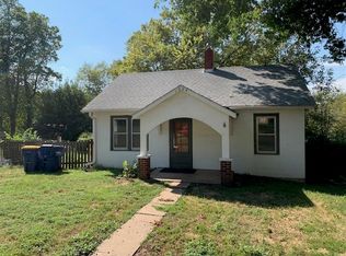 1203 Acorn St, Eudora, KS 66025
