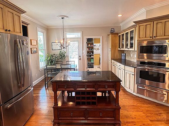 5th image of 6738 Crystal View Way