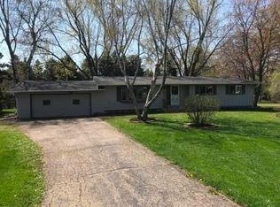 4555 Lotus Ln, Madison, WI 53718